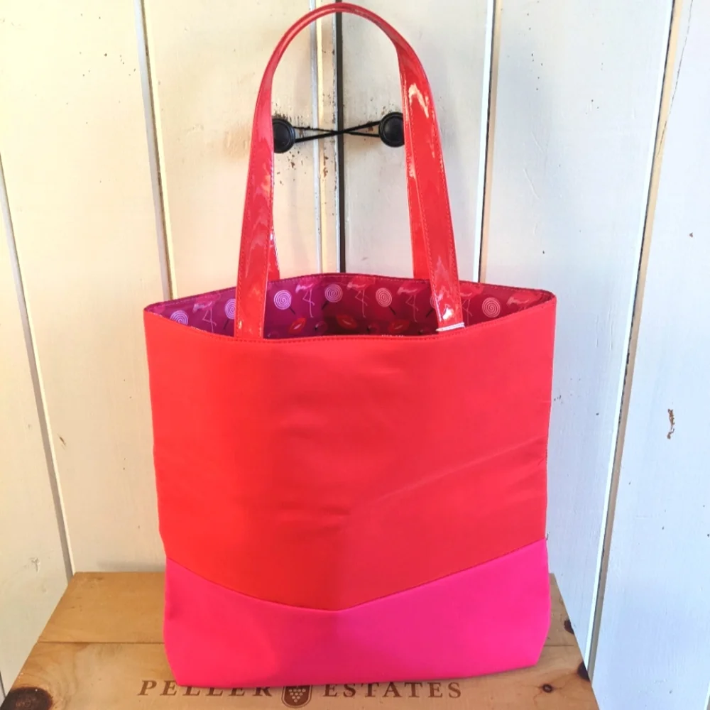 SOLD Lancome color block tote - Picture 2 of 8